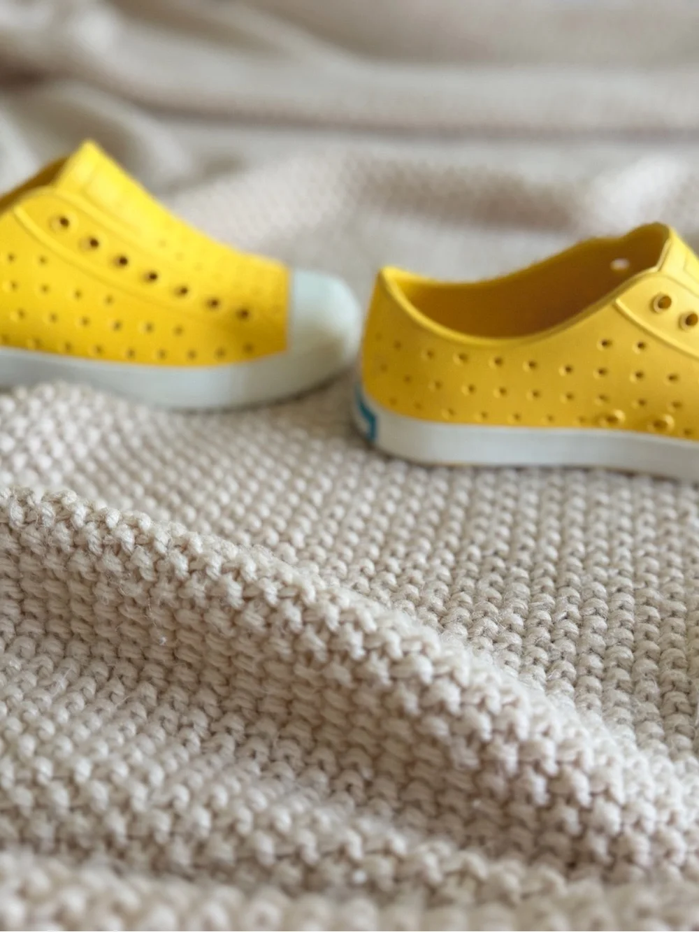 💛 Yellow Native Shoes — C12